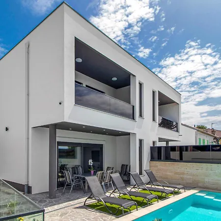 Amazing In With Wifi&4 Bedrooms